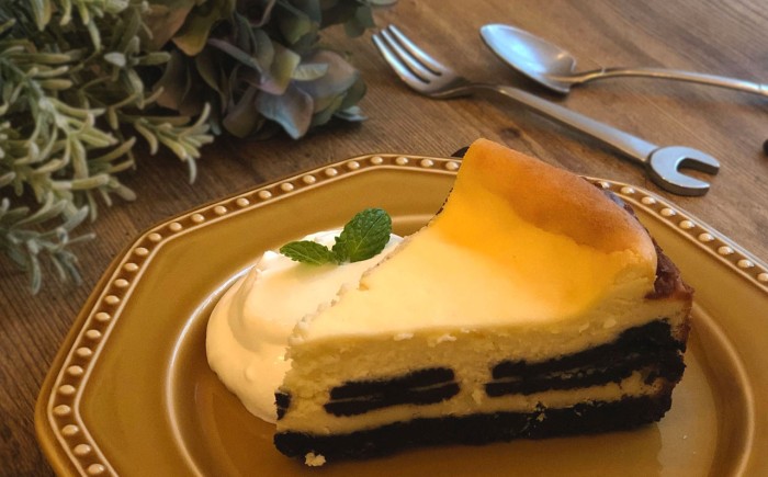 ブラックベイクド<wbr>チーズケーキ
