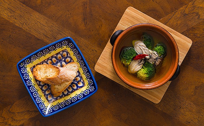 牡蠣のアヒージョ