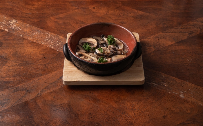 4種のきのこの<wbr>アヒージョ