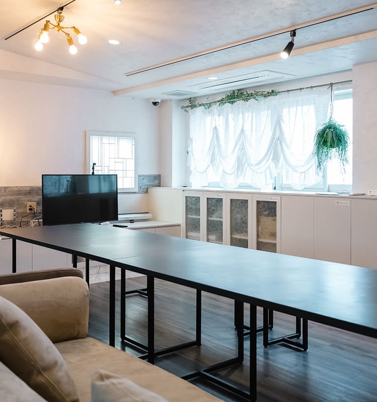 友安製作所カフェ 阿倍野 貸しスペース リビング