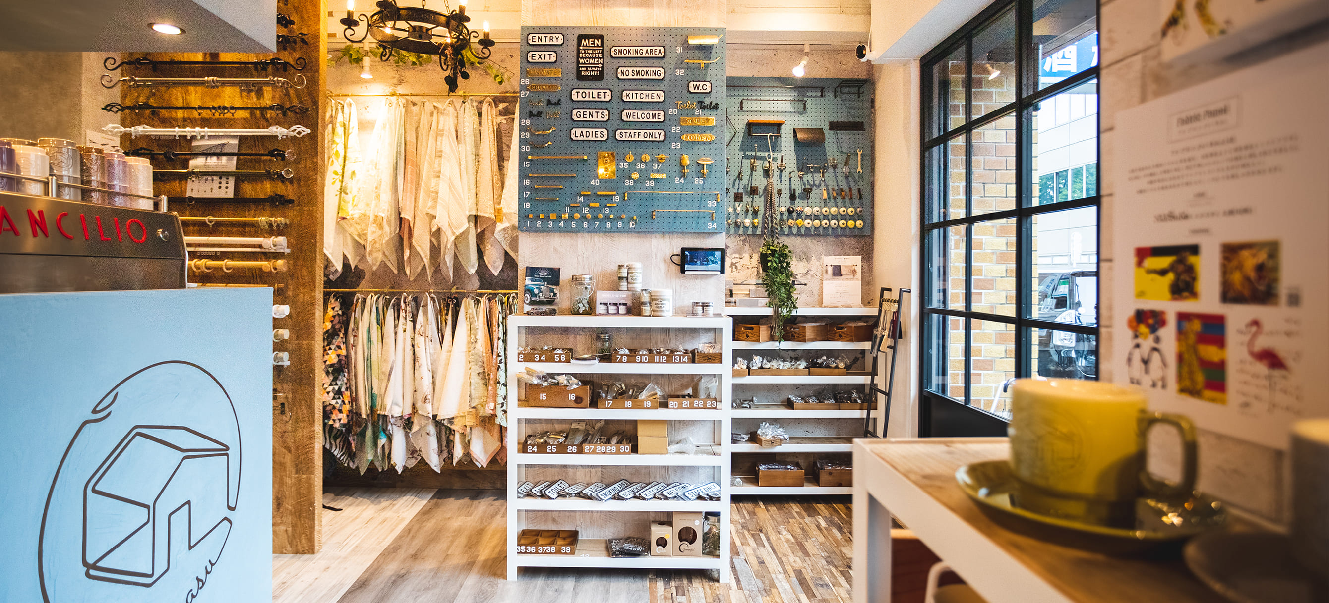 友安製作所カフェ 博多店 PC用